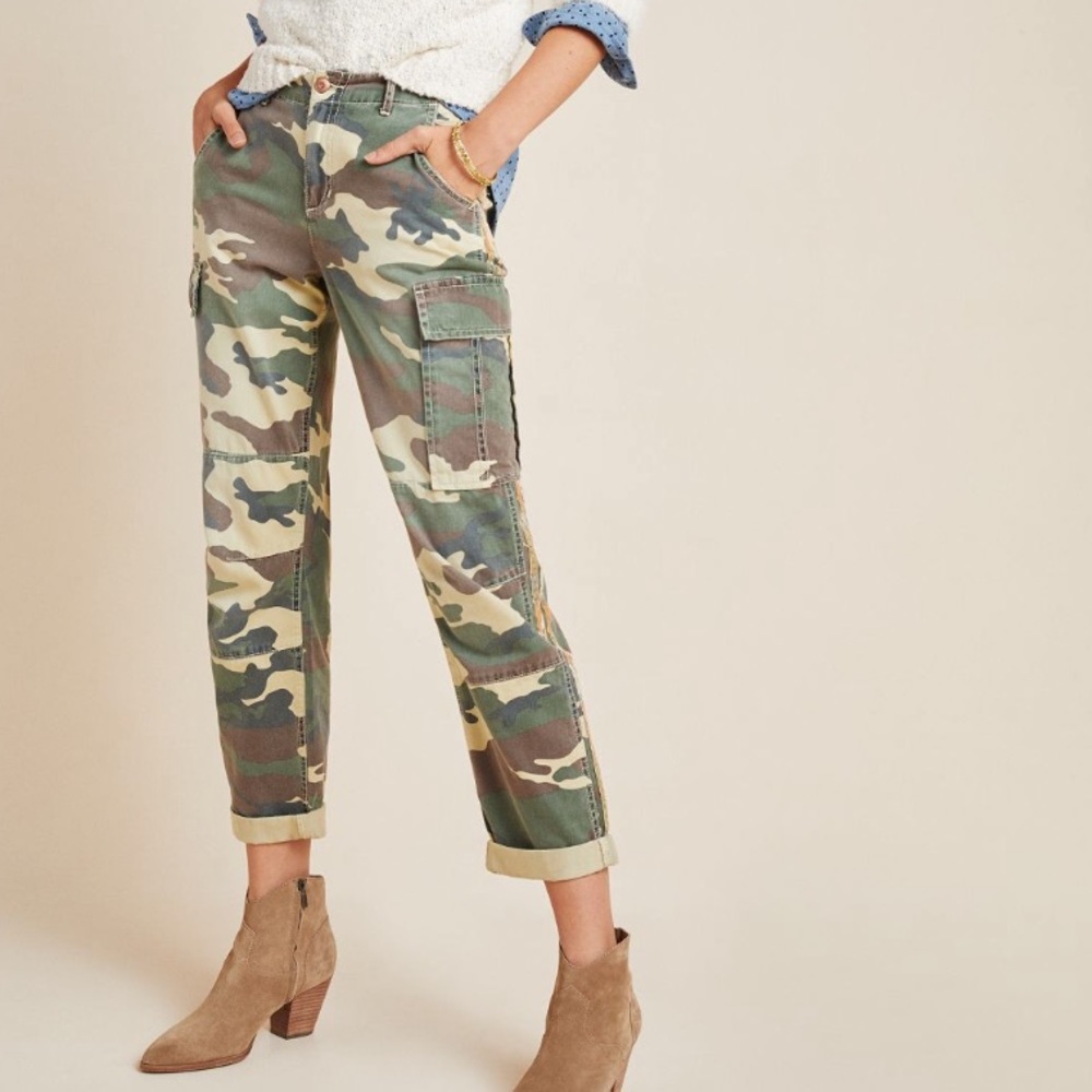 {ANTHRO} Rayna Camo Utility Pants NWT in Size L